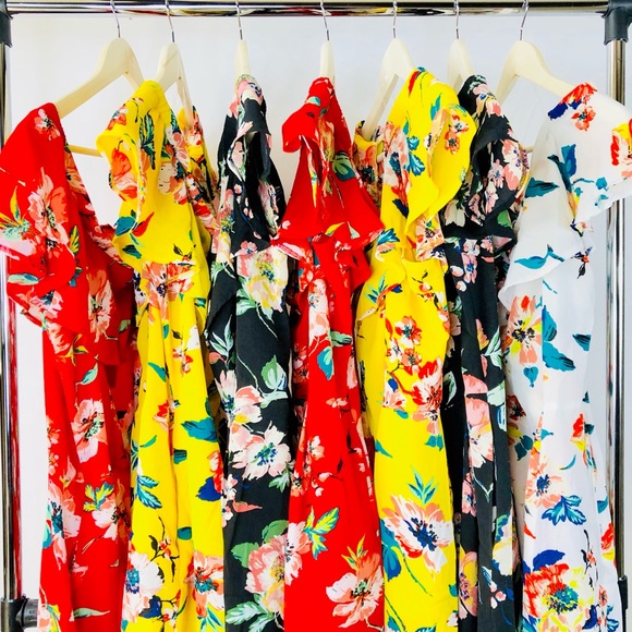 HP ⬇️ $49 3X Floral Romper - Picture 7 of 7